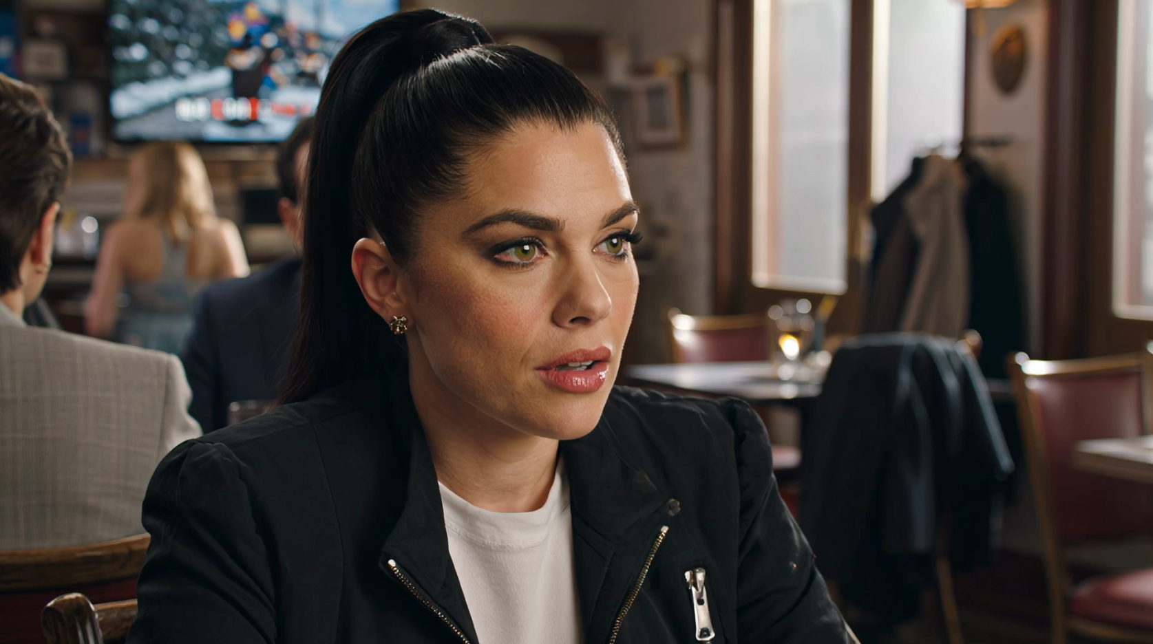 My mom handed the $5.2 million company I built to my sister like a birthday gift, and Dad looked me dead in the eye and said I’d work under her because she has kids—so I laughed, nodded, and walked out.