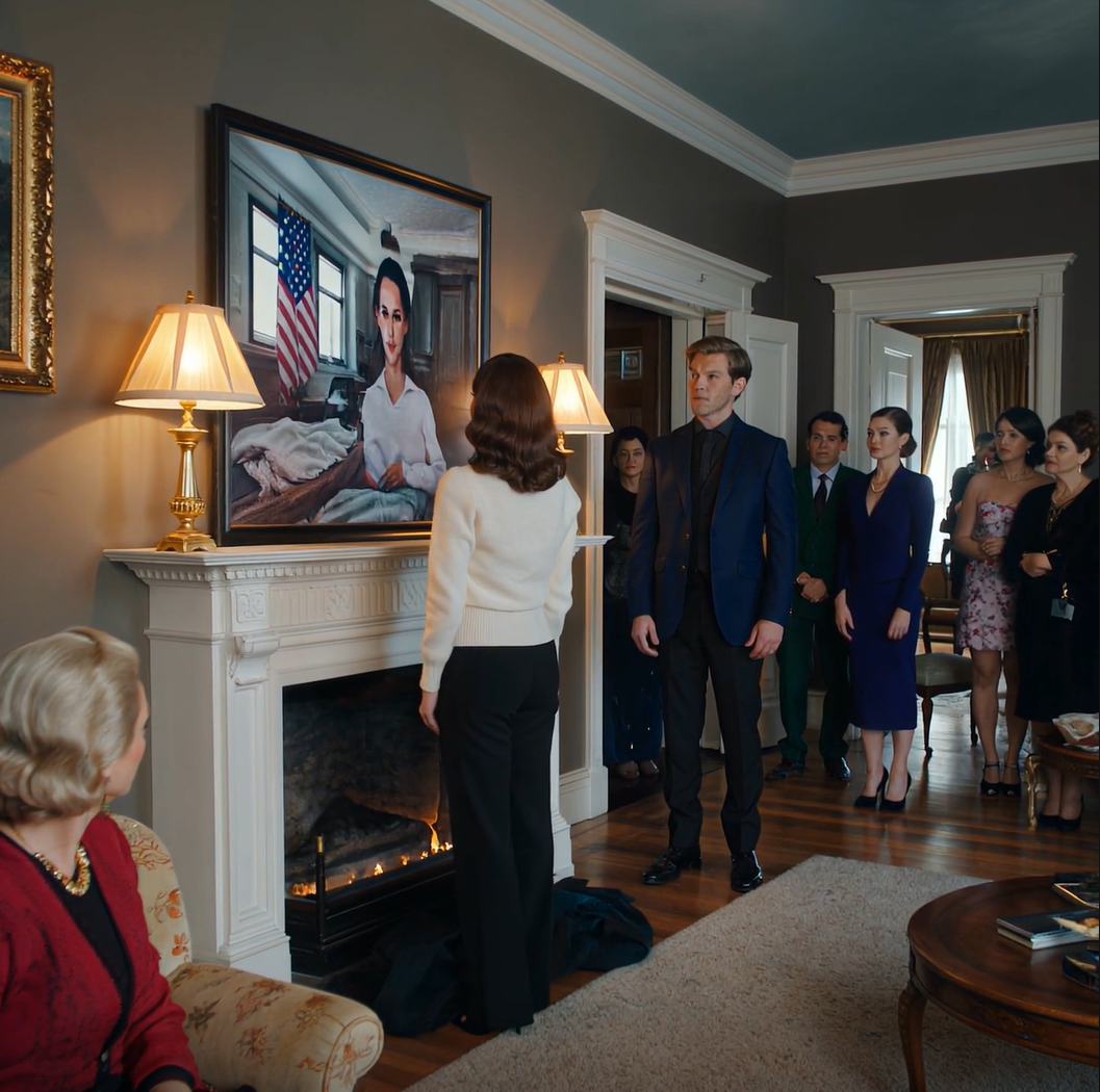 My husband’s stepmother sent me intimate photos of herself with him, along with insults; I remained silent, had the photo printed in a large format, and hung it in the middle of the living room during his family’s gathering. The message came from an unknown number, clean and cold.