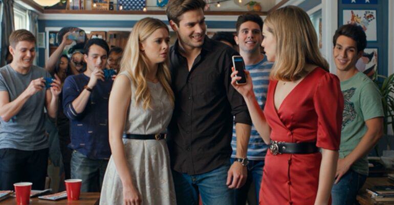 My Boyfriend Told His Friends I’m “Obsessed With Him” Because I Asked Him Not To Flirt With Girls At Parties, Then He Made Out With His Ex Right In Front Of Me “As A Joke” While His Friends Filmed And Chanted “She Deserved It”. When I Walked Out Crying, He Posted Stories Grinding On Random Girls With Captions Like