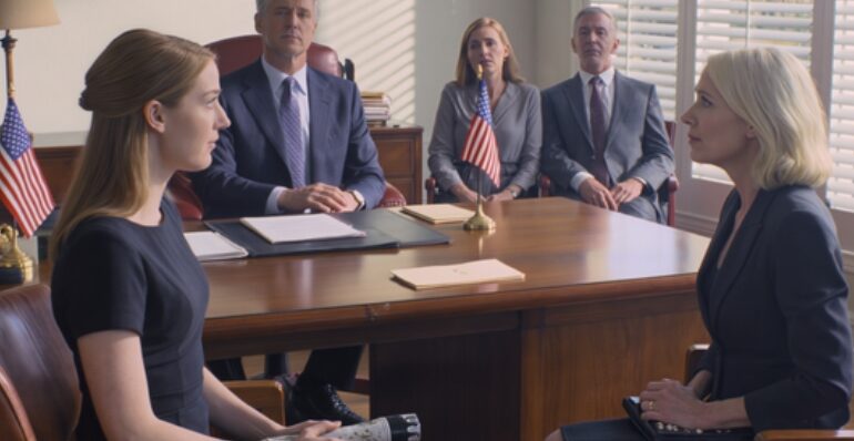 My Parents Locked Me Out During a Hurricane for My Sister — Mom’s Hands Shook at the Will Reading